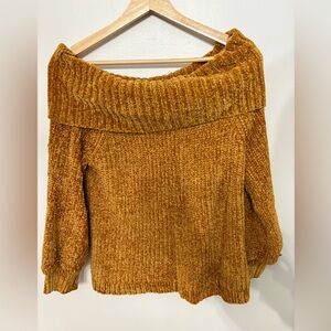 Hippie Rose Golden Off-Shoulder Sweater S